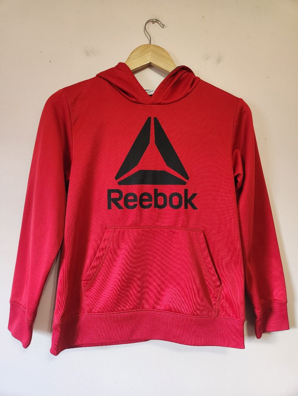 Reebok Boys Youth Large 10/12 Red Performance Pullover Hoodie Activewear Athleti